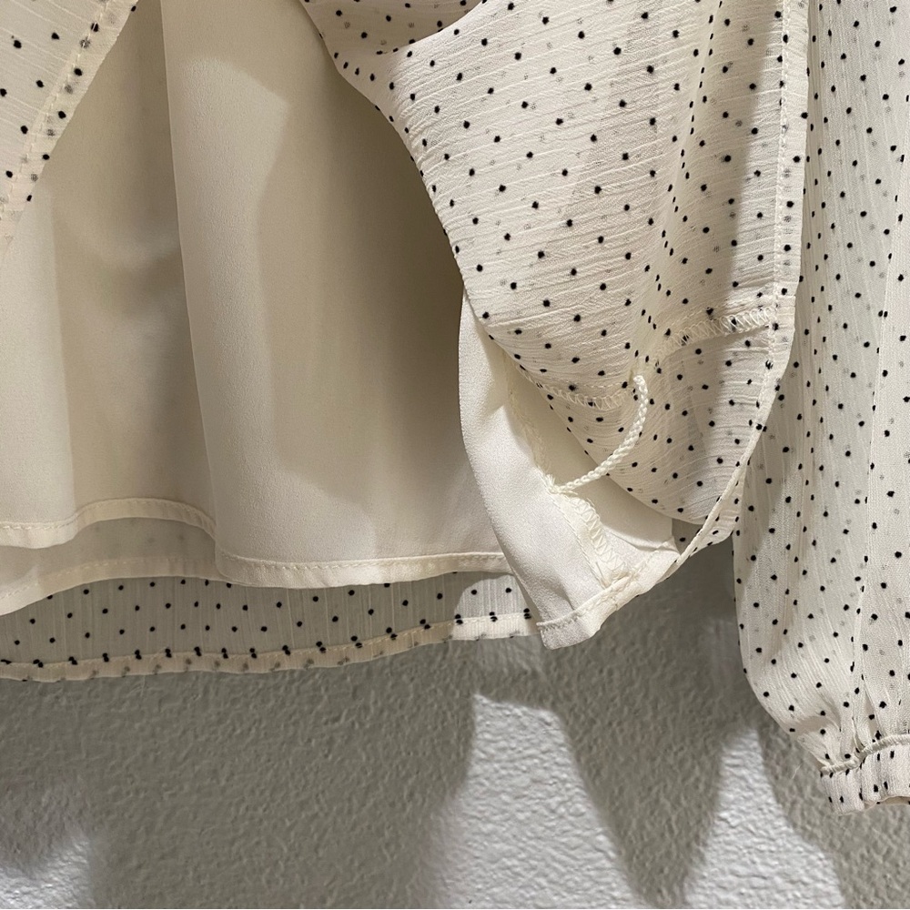 Loft Ivory Blouse with Black Polka Dot. SML - Picture 7 of 11